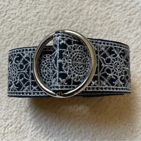 Talbots Embroidered Fabric Belt Black & Silver Buckle Size Small 38” - Picture 2 of 9